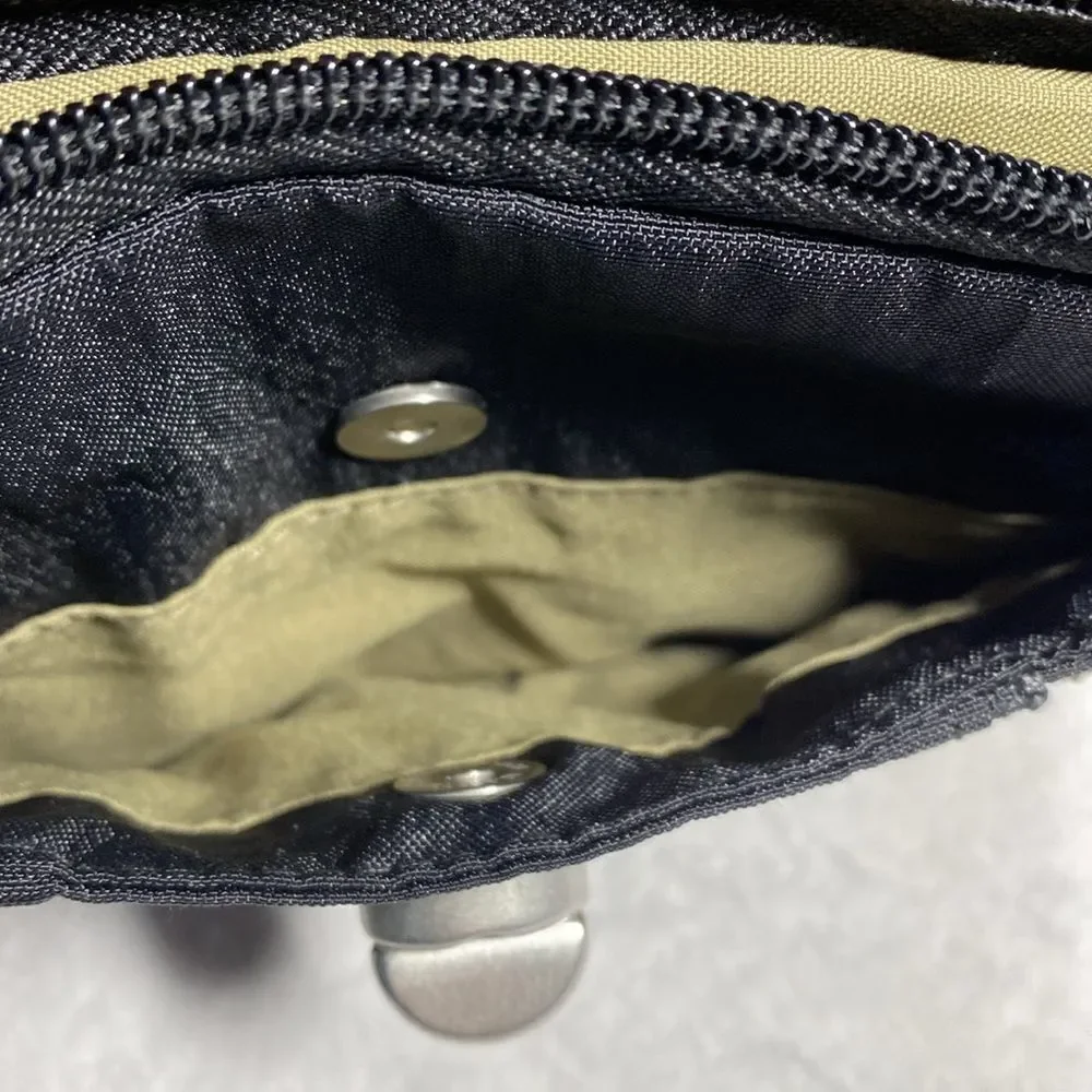 BAGGALLINI Small Zipper Crossbody Travel Bag Unique - Picture 7 of 7